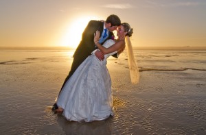beach-wedding-615219