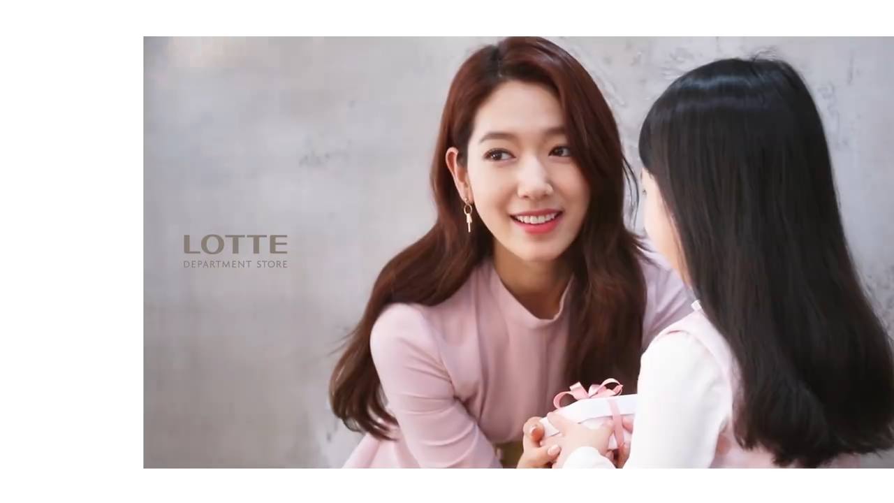Park Shin Hye In Lotte Department Store