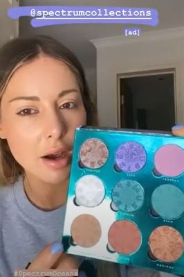 Louise Thompson Shows Off Her Oceana Palette Makeup By Spectrum